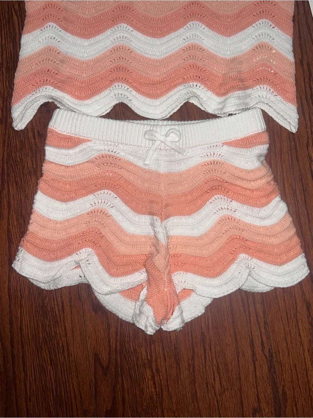 Jessica Simpson Peach & White Crochet Wave Short Set